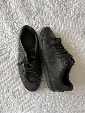 Hugo Boss Black Low-Top Leather Sneakers
